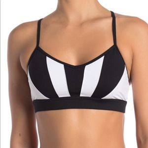 ALO Yoga Radiance Bra Black and White XS